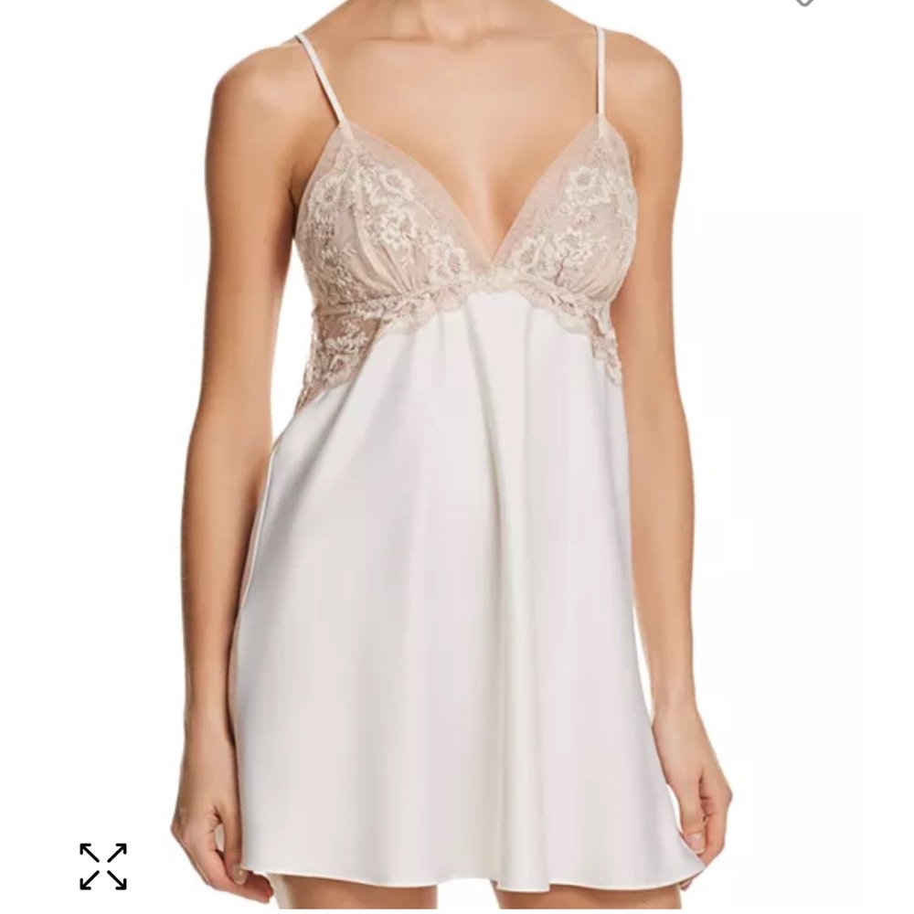 Flora Nikrooz Slip and Robe